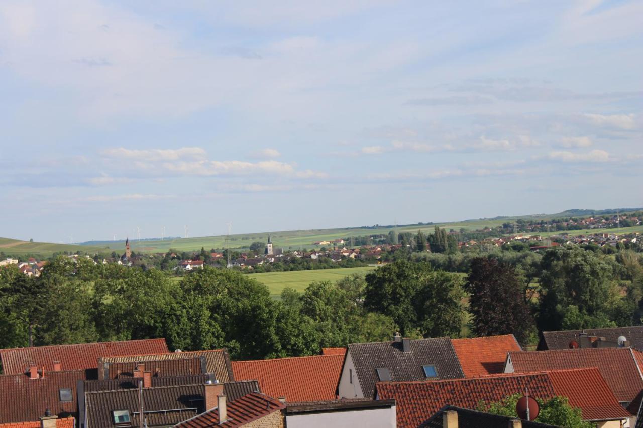 Hotel Gruener Baum Bretzenheim ภายนอก รูปภาพ